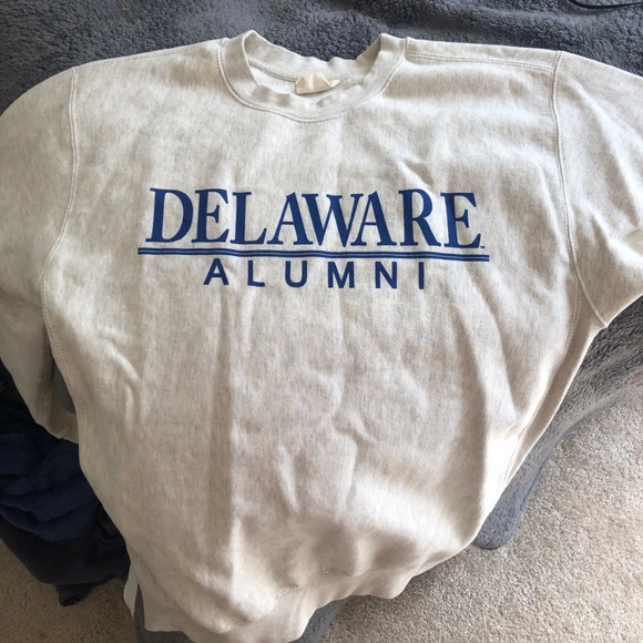 Champion Tops - University of Delaware Alumni Sweatshirt